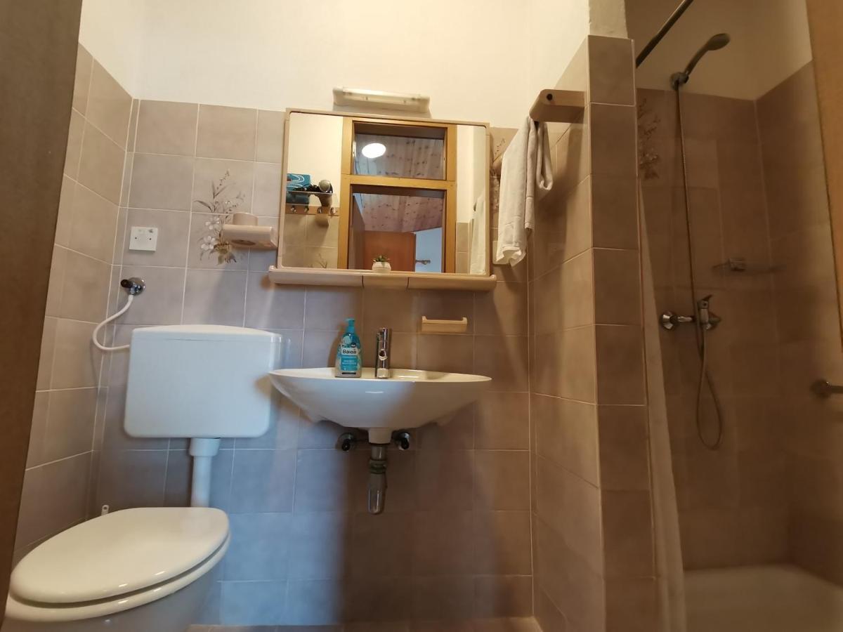 Apartment Studio Zvonka 赞布雷提亚 外观 照片