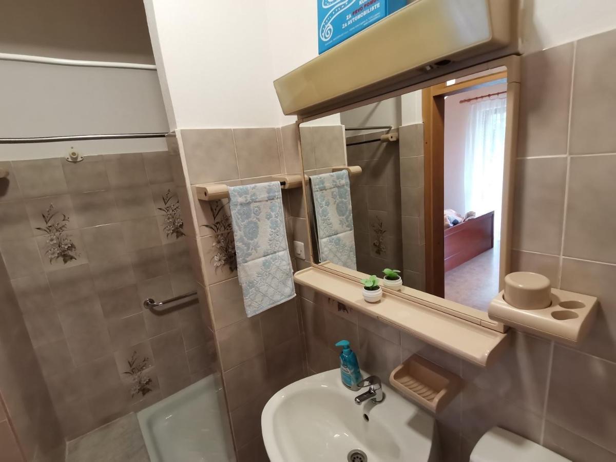 Apartment Studio Zvonka 赞布雷提亚 外观 照片
