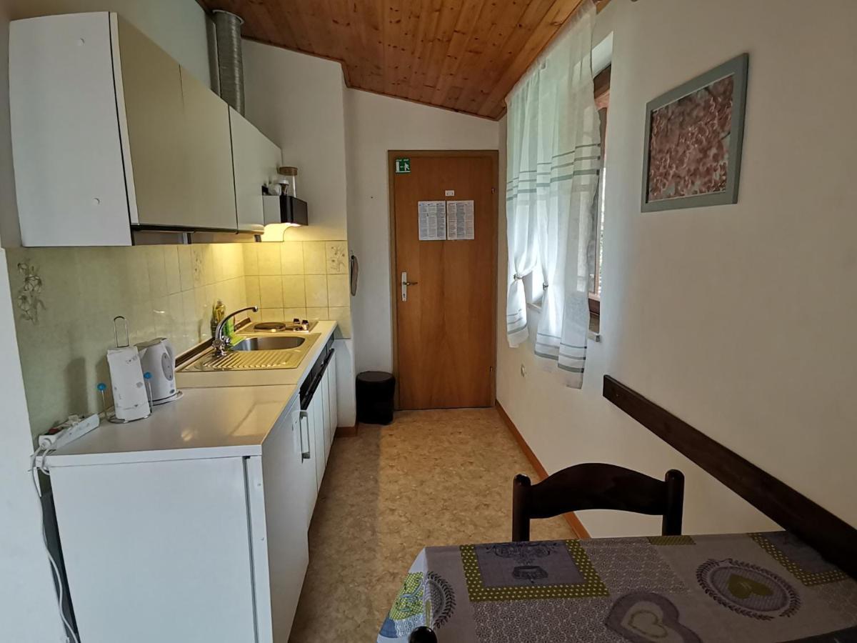 Apartment Studio Zvonka 赞布雷提亚 外观 照片